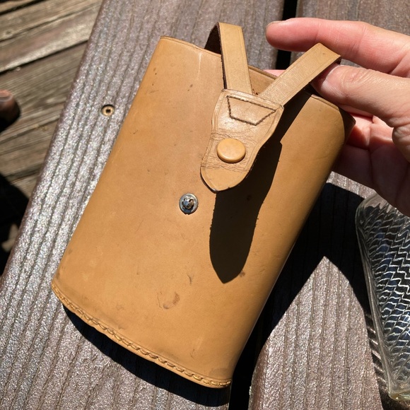 VINTAGE UNIVERSAL PAT'D FEB 8 1927 GLASS POCKET HIP FLASK AND FLASK HOLDER - Picture 13 of 16